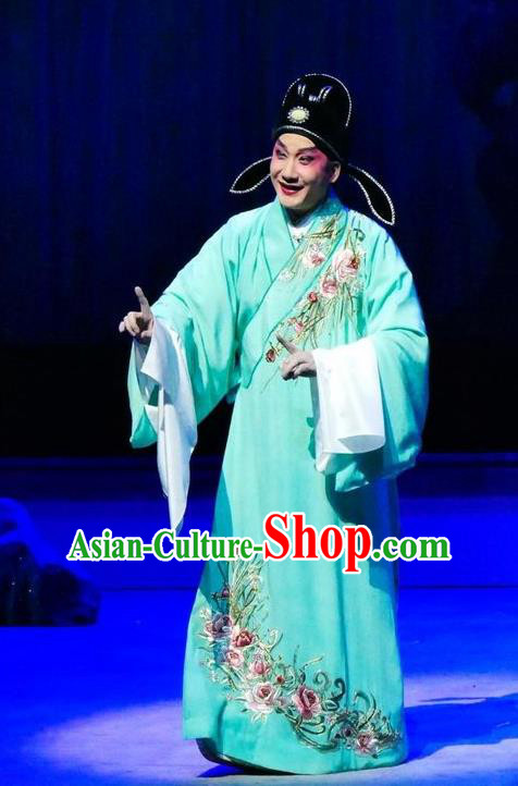 Hua Jian Ji Chinese Guangdong Opera Scholar Apparels Costumes and Headpieces Traditional Cantonese Opera Liang Yicang Garment Xiaosheng Green Robe Clothing