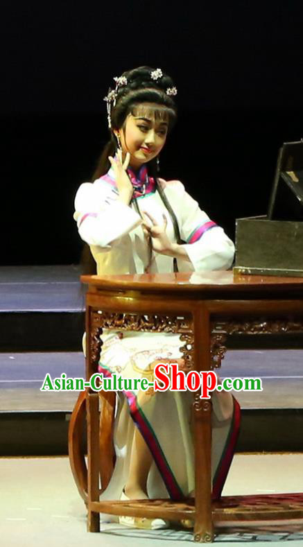 Chinese Cantonese Opera Young Woman Garment Yang Cuixi Costumes and Headdress Traditional Guangdong Opera Diva Apparels Actress Dress