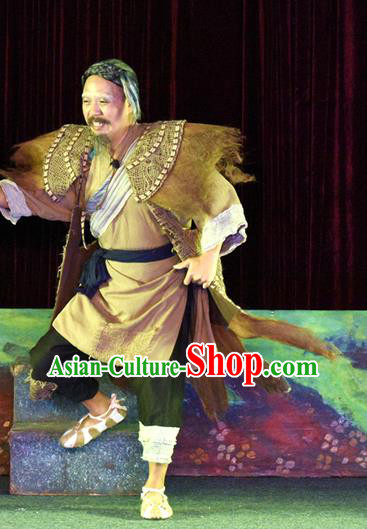 Dan Jia Nv Chinese Guangdong Opera Fisher Apparels Costumes and Headwear Traditional Cantonese Opera Elderly Male Garment Straw Rain Cape Clothing