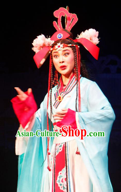 Chinese Historical Drama Princess Hu Die Ancient Young Lady Garment Costumes Traditional Miao Ethnic Girl Dance Dress Apparels and Headdress