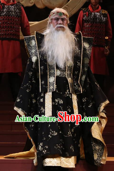 Chinese Traditional Han Dynasty Duke Zhao Tuo Clothing Stage Performance Historical Drama King of Nanyue Elderly Male Apparels Costumes Ancient Lord Black Garment and Headwear