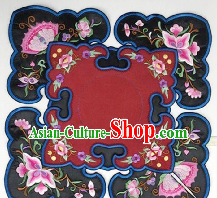 Chinese Traditional Qing Dynasty Embroidered Butterfly Flowers Pattern Patch Embroidery Craft Embroidered Shoulder Accessories