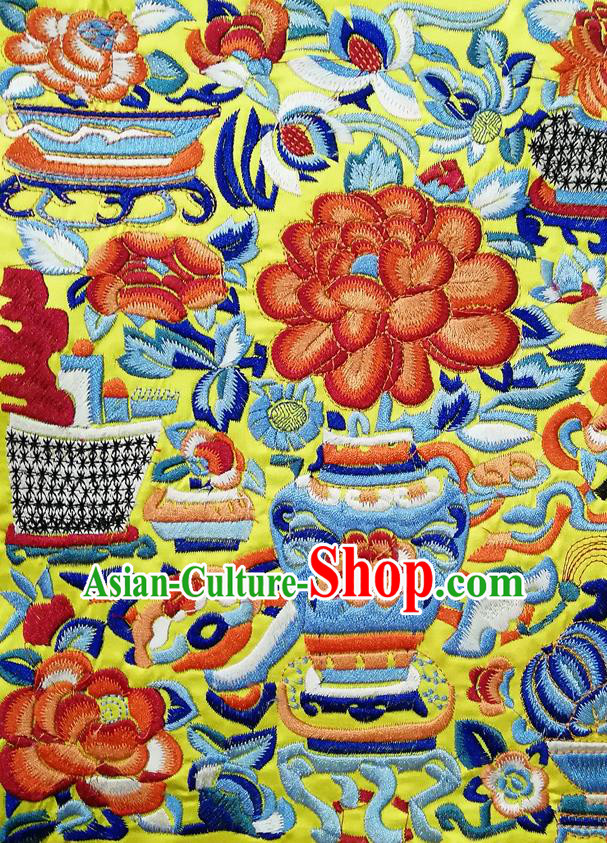 Chinese Traditional Embroidered Flowers Pattern Yellow Cloth Patch Decoration Embroidery Craft Embroidered Accessories