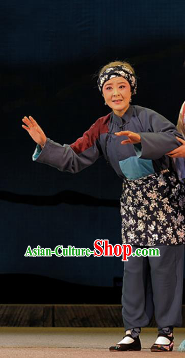 Chinese Sichuan Highlights Opera Elderly Female Garment Costumes and Headdress Legend of Chen Mapo Traditional Peking Opera Poor Woman Dress Apparels