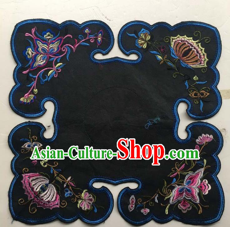 Chinese Traditional Embroidered Butterfly Flowers Square Patch Decoration Embroidery Applique Craft Embroidered Collar Accessories