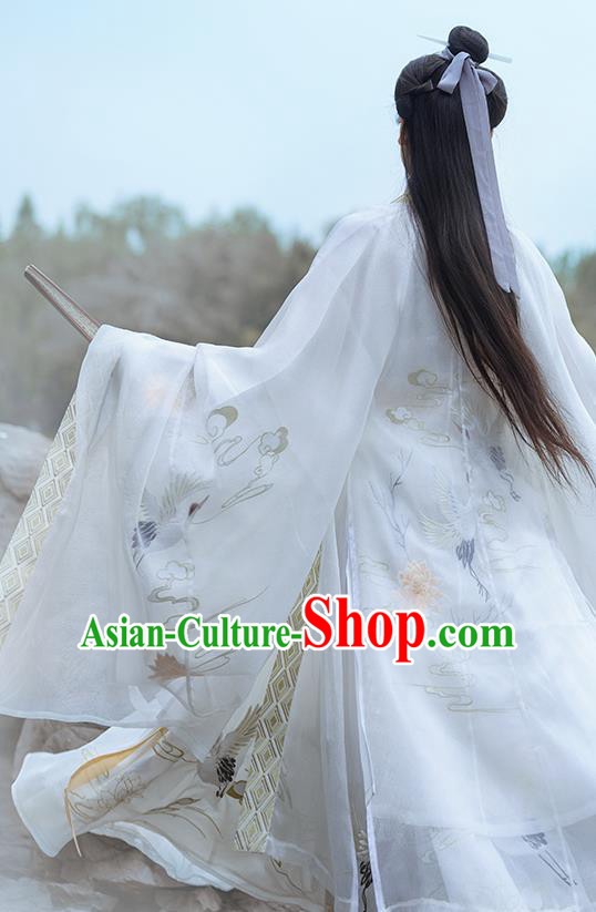 Chinese Ancient Jin Dynasty Noble Childe Hanfu Garment Swordsman Embroidered White Cloak Blouse and Skirt Historical Costumes for Men