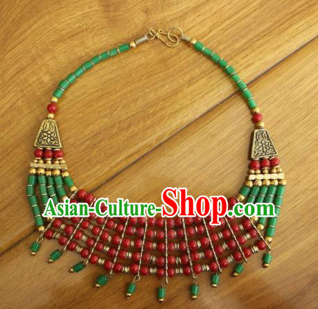 Chinese Traditional Tibetan Nationality Red and Green Beads Jewelry Accessories Decoration Zang Ethnic Handmade Silver Necklace Pendant for Women