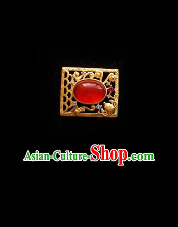 Chinese Classical Cheongsam Red Stone Brooch Traditional Hanfu Accessories Handmade Breastpin for Women