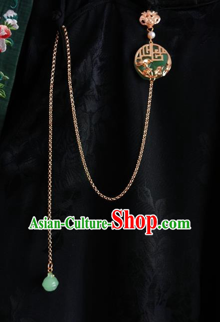 Chinese Classical Cheongsam Jade Brooch Traditional Hanfu Accessories Handmade Golden Tassel Breastpin Pendant for Women