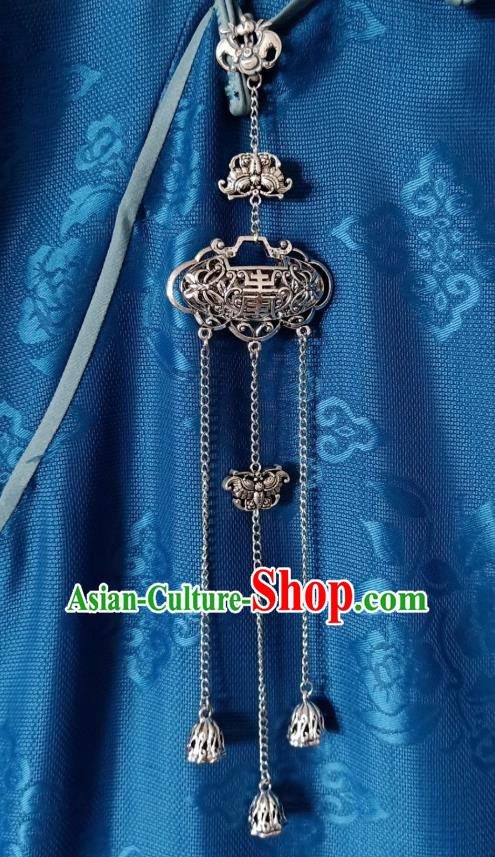 Chinese Classical Longevity Lock Brooch Traditional Hanfu Accessories Handmade Cheongsam Silver Carving Breastpin Tassel Pendant for Women