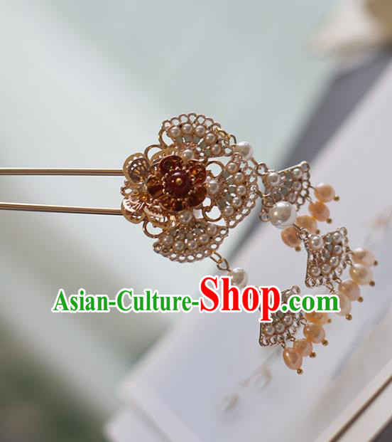 Handmade Chinese Court Red Plum Hair Clip Traditional Classical Hair Accessories Ancient Qing Dynasty Imperial Consort Golden Hairpins for Women