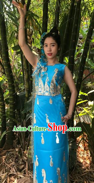 Traditional Chinese Dai Nationality Blue Blouse and Straight Skirt Outfit Dai Ethnic Dance Costumes with Tippet Veil