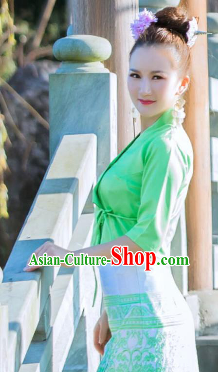 Chinese Dai Nationality Fashion Costumes Traditional Dai Ethnic Dance Stage Performance Green Blouse and Straight Skirt Outfits