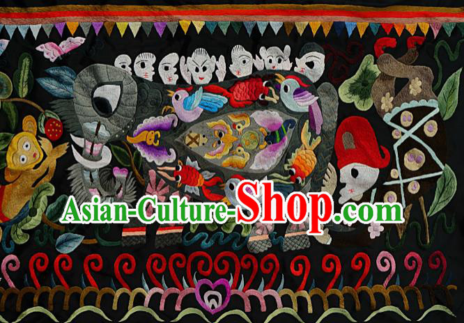 Chinese Traditional Embroidered Grey Elephant and the Monkey Fabric Patches Handmade Embroidery Craft Miao Ethnic Embroidering Applique Accessories