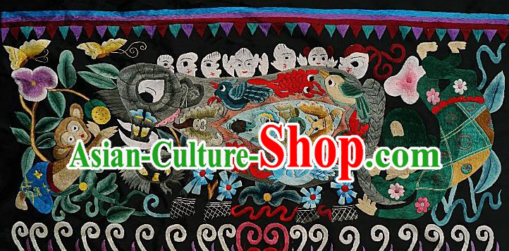 Chinese Traditional Embroidered Elephant Monkey Fabric Patches Handmade Embroidery Craft Miao Ethnic Embroidering Green Cloth Person Applique Accessories