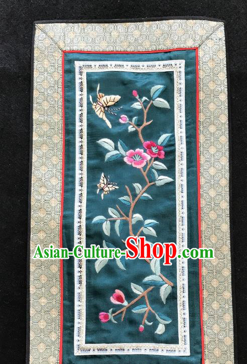 Chinese National Embroidered Butterfly Flowers Paintings Traditional Handmade Embroidery Decorative Atrovirens Silk Picture Craft