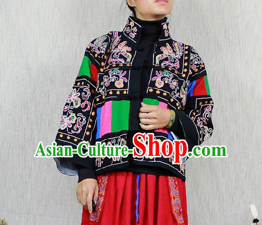 Traditional Chinese Embroidered Black Short Coat National Costume Tang Suit Plated Buttons Upper Outer Garment for Women