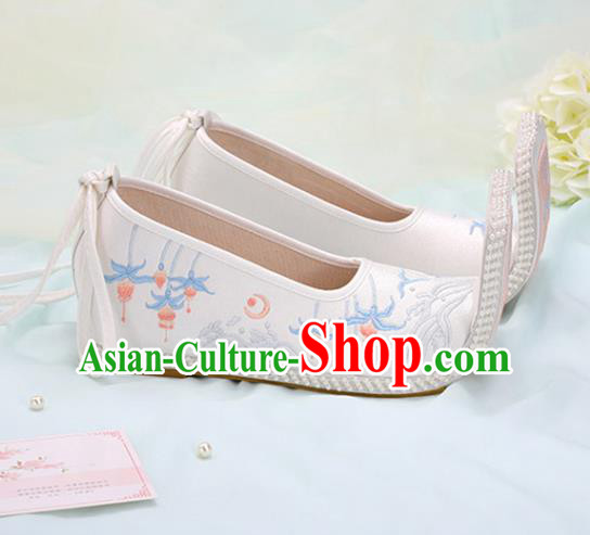 Chinese Ancient Embroidery Enkianthus White Shoes Traditional Court Lady Shoes Embroidered Shoes Princess Satin Shoes Handmade Hanfu Shoes