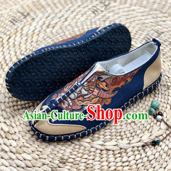 Chinese Traditional National Navy Cloth Shoes Martial Arts Shoes Men Shoes Handmade Multi Layered Shoes Embroidered Shoes