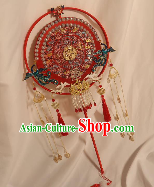 China Traditional Wedding Embroidered Red Fan Handmade Bride Palace Fan Classical Dance Pearls Fan