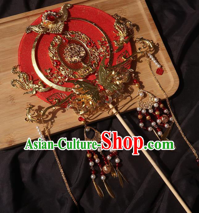 China Traditional Wedding Red Silk Circular Fan Handmade Hanfu Fan Bride Golden Butterfly Palace Fan
