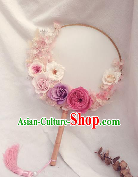 China Classical Dance Circular Fan Traditional Wedding Pink Roses Fan Handmade Bride Feather Palace Fan