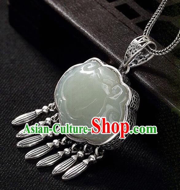 Handmade China Cheongsam Pendant Accessories Silver Longevity Lock Classical Jade Necklace Jewelry