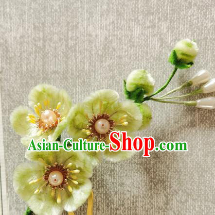 China Handmade Green Velvet Plum Blossom Hair Stick Traditional Hanfu Hair Accessories Classical Cheongsam Pearls Hairpin