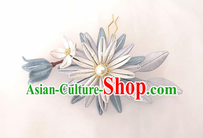 China Ming Dynasty White Silk Epiphyllum Hair Stick Traditional Ancient Princess Hairpin