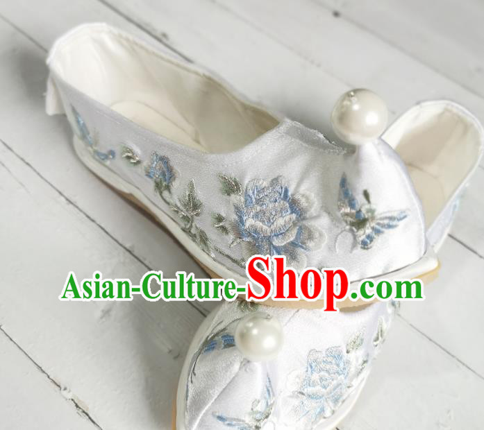Handmade Chinese Ming Dynasty Princess Shoes Traditional Hanfu Shoes White Satin Shoes Embroidered Shoes