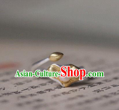 China Ancient Qing Dynasty Golden Lotus Leaf Circlet Traditional Court Pearl Ring