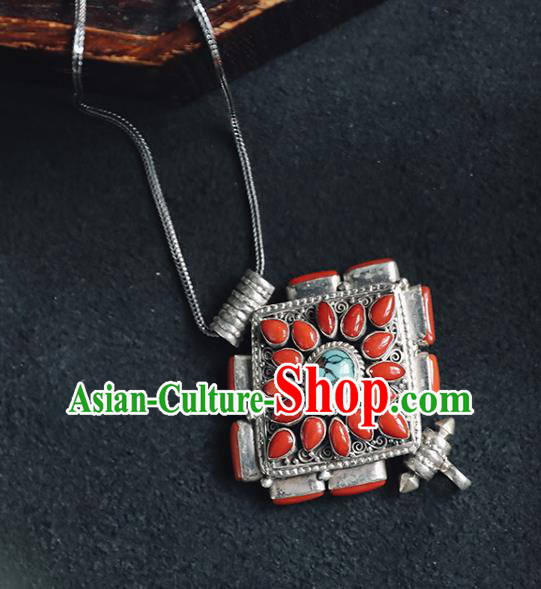 Chinese National Silver Carving Necklace Handmade Ethnic Necklet Accessories Classical Agate Jewelry