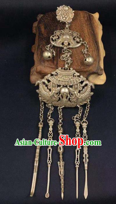 Chinese Handmade Carving Fishes Brooch Classical Ethnic Accessories National Silver Pendant Jewelry