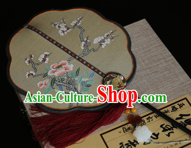 China Traditional Court Hanfu Fan Wedding Beige Silk Fan Handmade Embroidered Plum Blossom Palace Fan