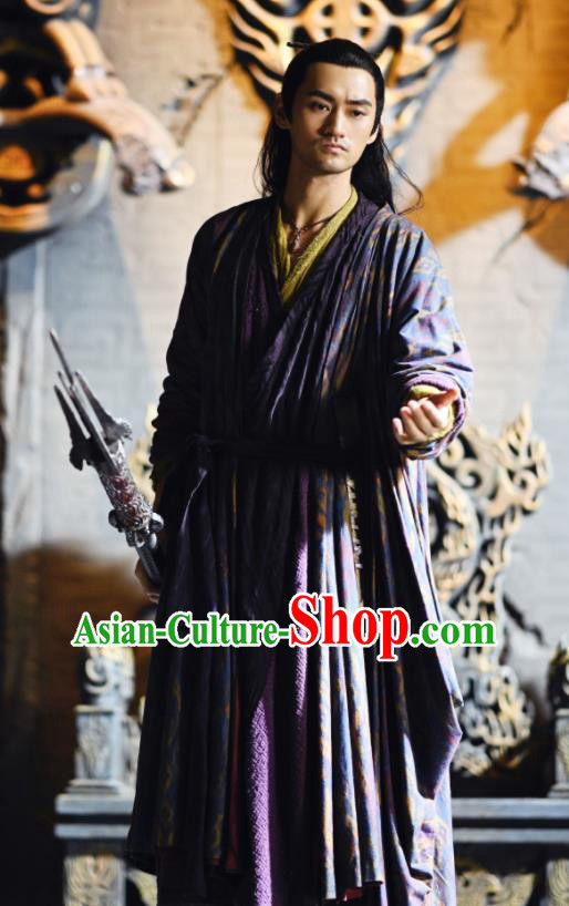 China Romance Drama The Blessed Girl Huotu Xin Costumes Traditional Clothing Ancient Swordsman Garments