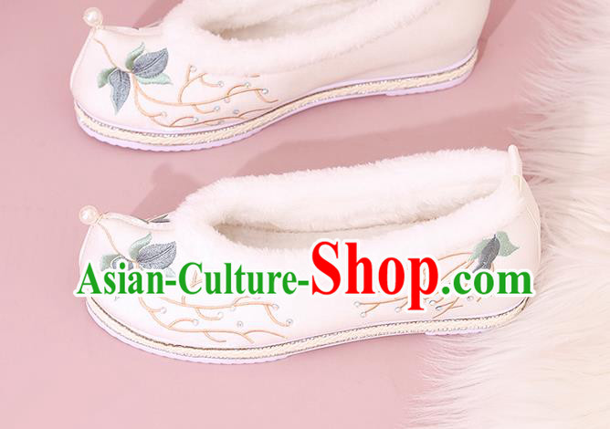 China Traditional Hanfu Shoes Embroidered Shoes White Cloth Shoes National Winter Shoes
