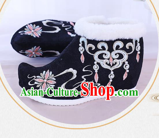 China Traditional New Year Shoes Embroidered Black Boots National Winter Ankle Boots