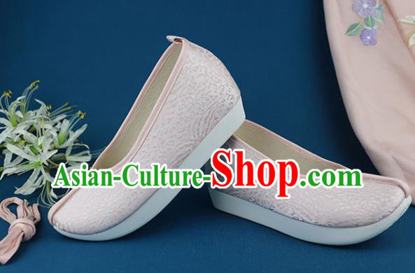 China Classical Dance Shoes Ancient Princess Shoes Traditional Ming Dynasty Pink Brocade Shoes