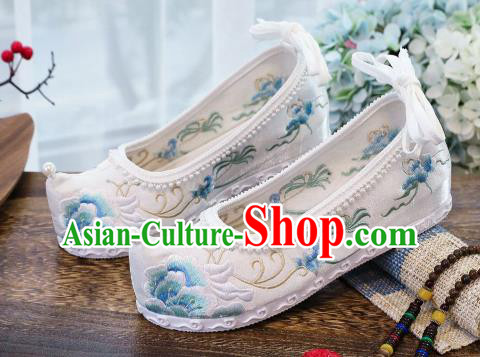China Traditional White Cloth Shoes Hanfu Bow Shoes Handmade National Pearls Shoes Embroidered Peony Shoes