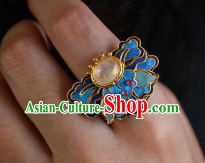 China Handmade Blueing Butterfly Ring Jewelry Traditional Qing Dynasty Chalcedony Circlet Accessories