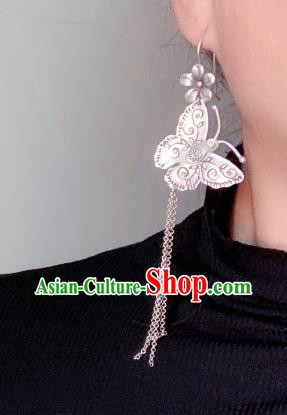 China Traditional Cheongsam Long Tassel Ear Accessories National Silver Carving Butterfly Earrings