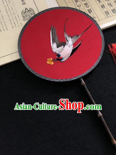 Handmade China Wedding Circular Fan Traditional Hanfu Fans Classical Palace Fan Embroidered Red Silk Fan