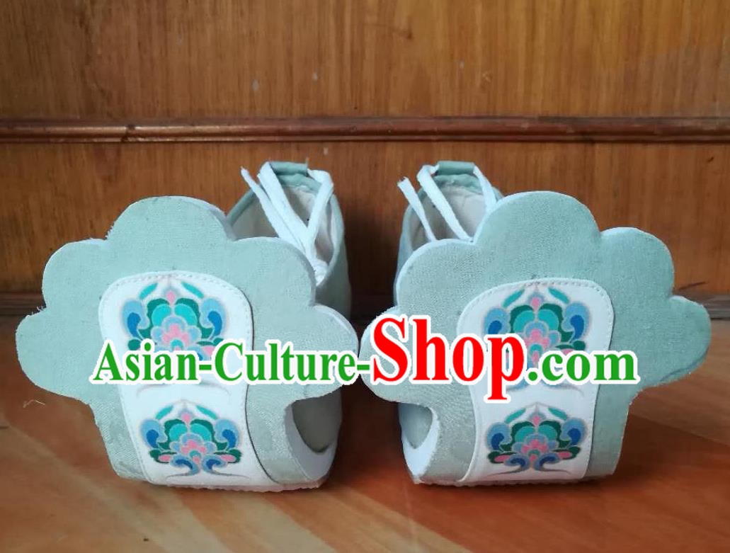 China Ancient Tang Dynasty Princess Lotus Shoes Traditional Hanfu Shoes Handmade Light Green Cloth Shoes