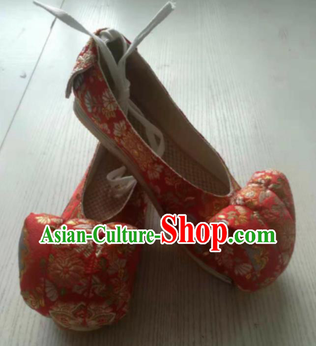 China Handmade Ancient Princess Hanfu Shoes Red Satin Shoes Traditional Song Dynasty Wedding Shoes