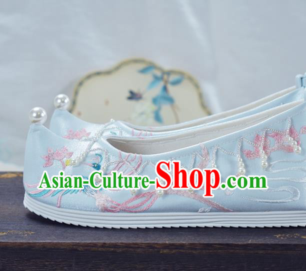 China National Xiu He Shoes Traditional Wedding Light Blue Cloth Shoes Women Embroidered Shoes