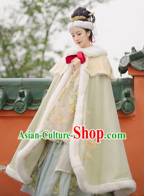 China Ancient Young Mistress Hanfu Clothing Traditional Ming Dynasty Noble Women Embroidered Cloak