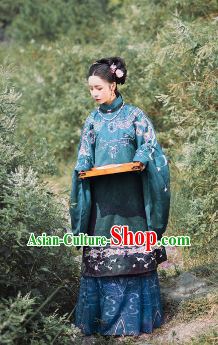 China Ancient Royal Countess Embroidered Costumes Traditional Ming Dynasty Court Woman Historical Clothing