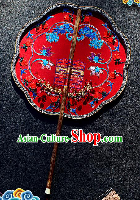 China Handmade Bride Palace Fan Traditional Dance Fan Wedding Red Silk Pomegranate Fan