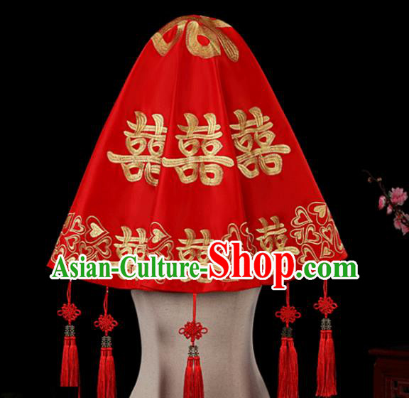 China Red Satin Circular Kerchief Bridal Veil Traditional Wedding Xiuhe Suit Embroidered Headpiece