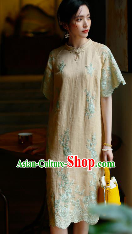 China Classical Light Yellow Ramine Cheongsam Costume Traditional Young Woman Embroidered Qipao Dress